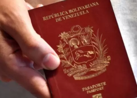 Gobierno ecuatoriano emiti visas dentro del programa de regularizacin de ciudadanos venezolanos