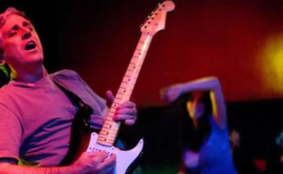 Muere Jack Sherman, primer guitarrista de los Red Hot Chili Peppers