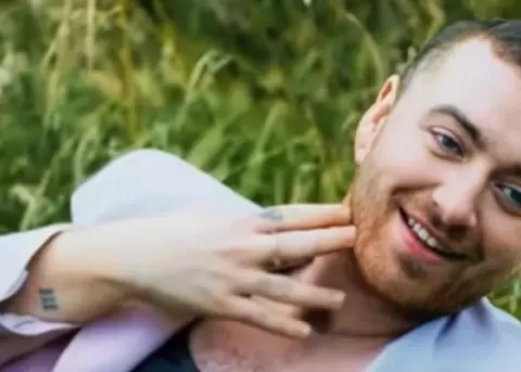 Sam Smith publicar el 30 de octubre su tercer disco de estudio, Love Goes