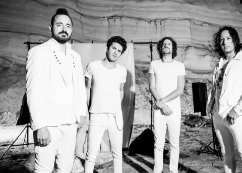 Verde 70 se sube al escenario digital para cerrar su gira 'Exito�na'