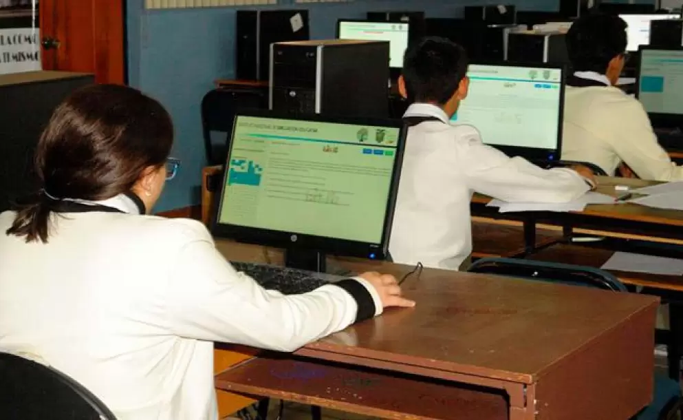 Examen de profesionales de la salud ya en cronograma; 8517 inscritos para prueba