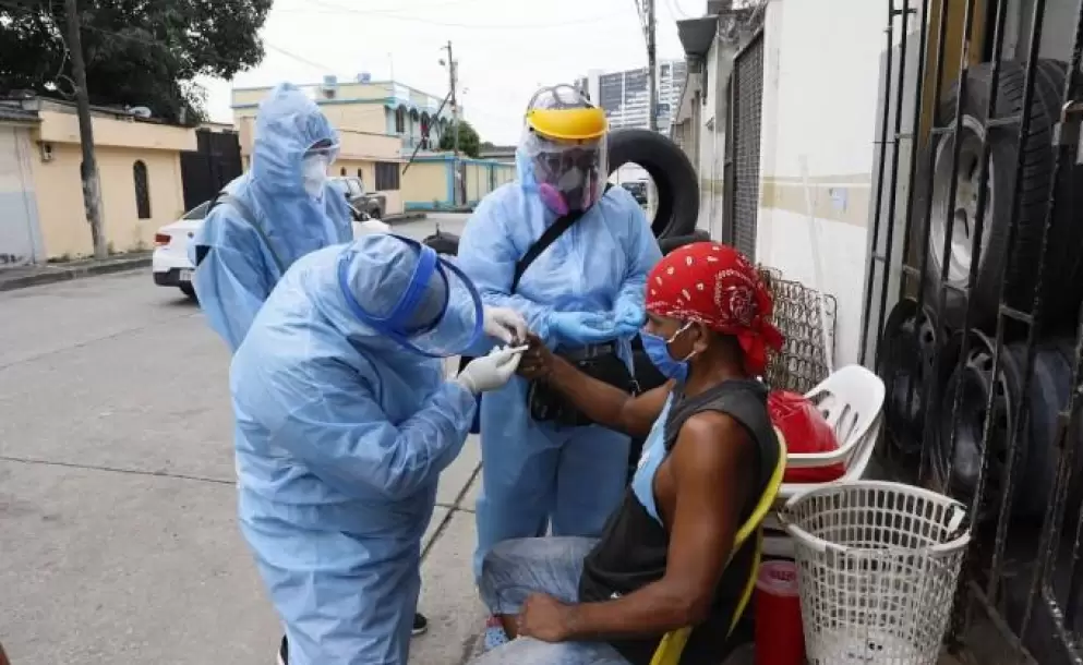Ecuador: Luego del feriado octubrino se registraron más de 100 casos de COVID-19 en doce parroquias