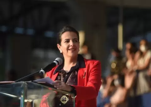 La censura y destitución de la ministra de Gobierno, María Paula Romo, entró a consultas internas de los bloques legislativos