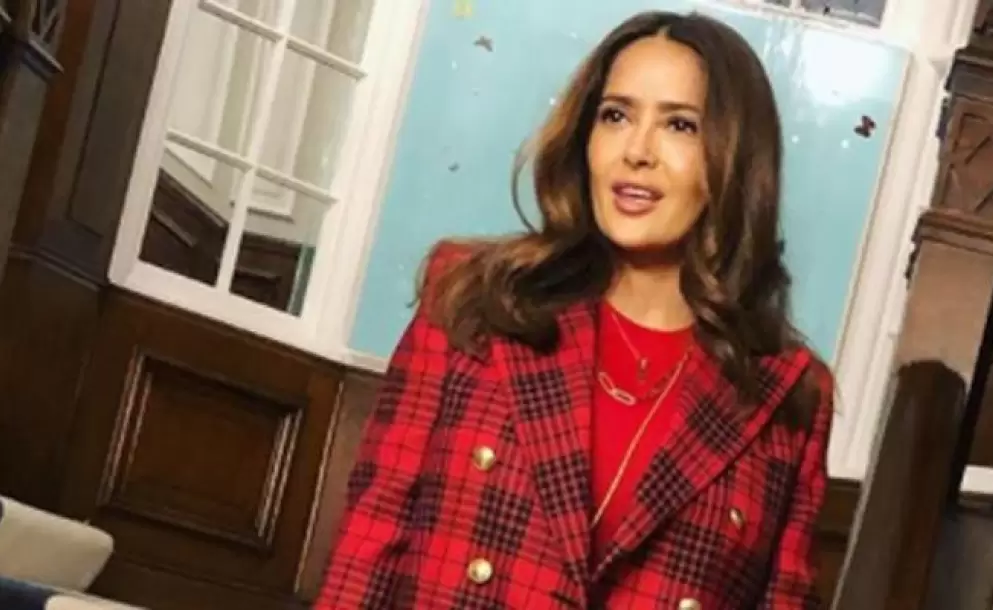 Salma Hayek apoya a Joe Biden y afirma que se acabó la 'división'