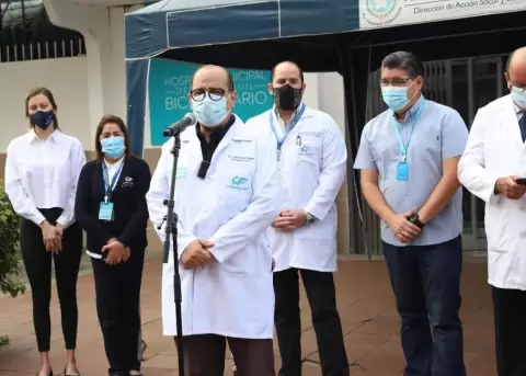 Médicos del Municipio de Guayaquil alertan sobre repunte de casos COVID-19 y coordinan planes de contingencia con los hospitales