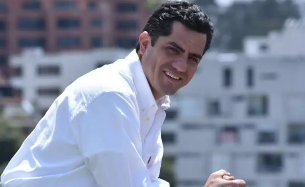 Xavier Hervas: "Uno de los candidatos representa regresar al pasado, el autoritarismo y el discurso de división"