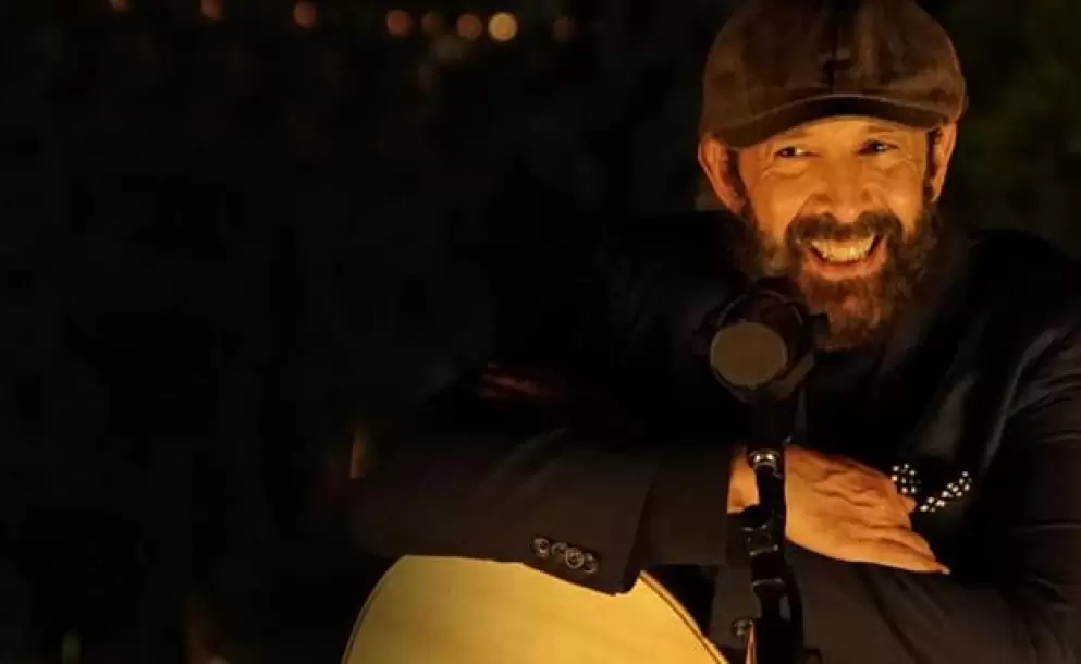 Juan Luis Guerra adapta al gnero rock su cancin 'Cantando bachata'