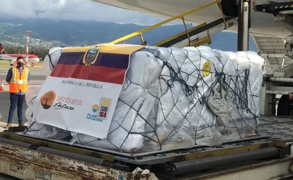 Este miércoles llegaron a Ecuador 54.990 dosis de Pfizer, es el envío decimoprimero