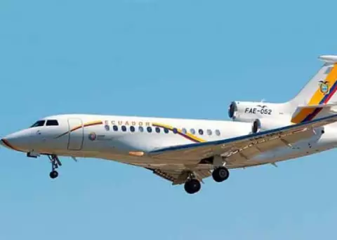 Gobierno de Guillermo Lasso regula uso de aviones presidenciales