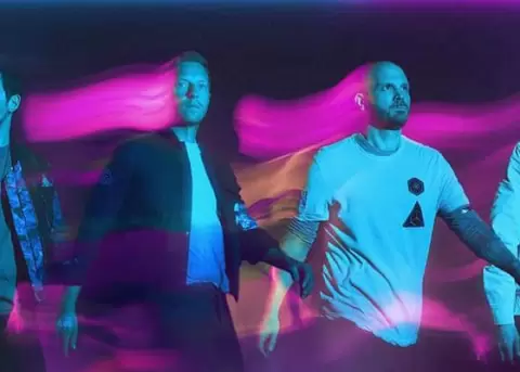 Coldplay lanza su tema 'Higher Power', y lo hace desde el espacio exterior