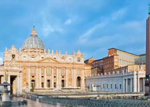 El Vaticano investiga a un ayudante de Juan Pablo II por encubrimiento de abusos