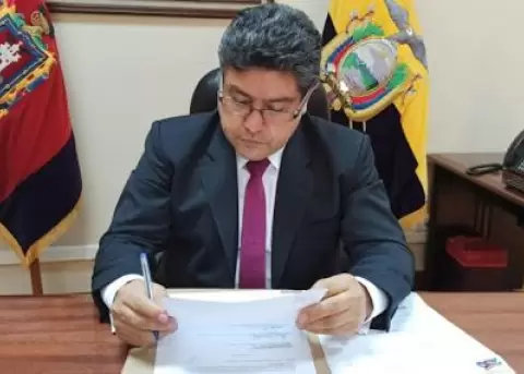 Nuevo Secretario Metropolitano de Educacin aclara que la institucin funciona al 100%