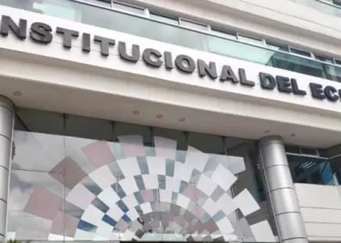 Abogados en libre ejercicio y un exjuez integran la Comisin Calificadora que elegir tres jueces de la Corte Constitucional