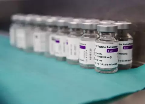 Viceministro de Salud sugiere adelantar la segunda dosis de AstraZeneca