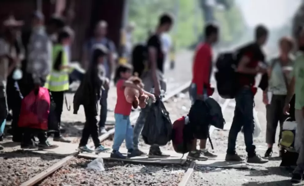 Estados Unidos limita deportaciones en medio de una gran llegada de inmigrantes a su frontera