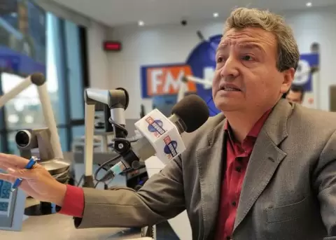 Las gasolinas Extra y Ecopas se incrementan; pasan de USD 2.39 a 2.50 y el Disel sube a USD 1.70