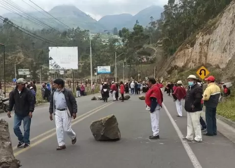 No son manifestaciones pacficas, hay algo ms profundo, segn el Gobernador de Cotopaxi