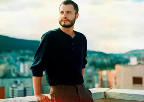 Mauro Samaniego presenta su nuevo sencillo 'Isla'