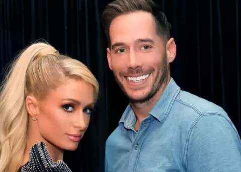 Paris Hilton se cas con el empresario Carter Reum en una ceremonia celebrada en la mansin familiar en Beverly Hills