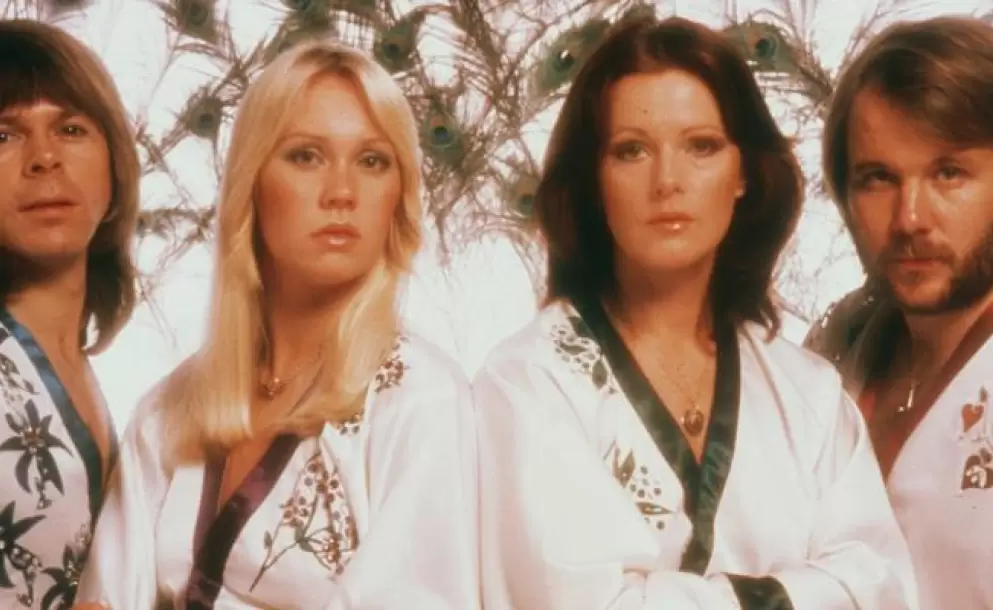 ABBA encabeza las listas británicas con su primer álbum de estudio en 40 años