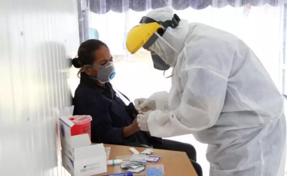 El sistema de salud es débil y el aumento de contagios podría provocar su colapso, según infectólogo
