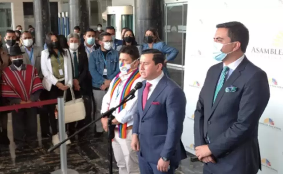 El golpe en contra del CPCCS vino instaurado desde el Ejecutivo, segn asamblesta de UNES
