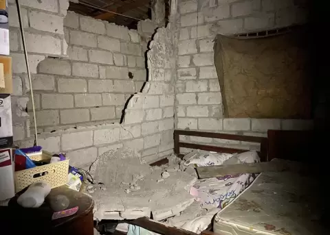 Prefecta de Esmeraldas exige un levantamiento de información 'exhaustivo' sobre afectados por sismo en la provincia