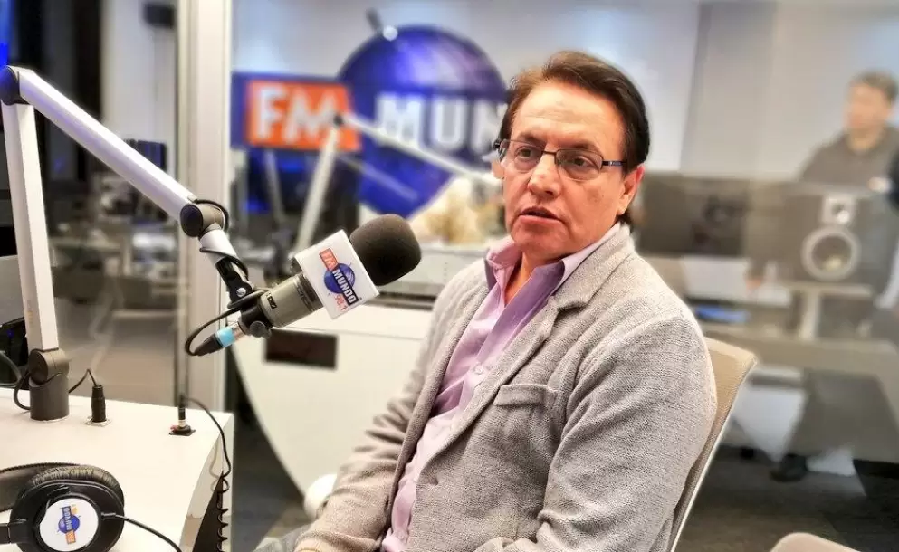 “Los 137 asambleístas debemos irnos a la casa, ante la derrota de la democracia” dice Fernando Villavicencio