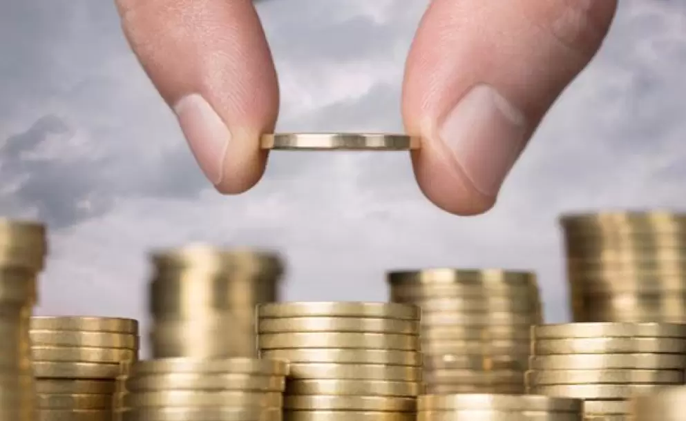 Gobierno debe inyectar recursos a la economía para revertir la tendencia a la desaceleración, según Círculo de Economía de Guayaquil