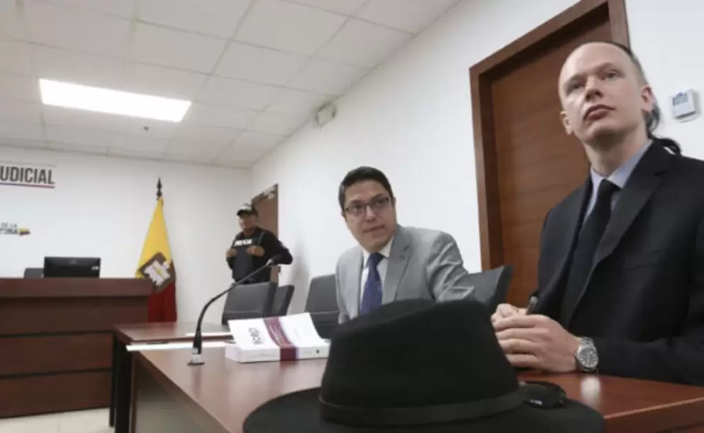 Los procesos legales que enfrenta el sueco Ola Bini son producto de una persecución que se inició hace 3 años, dice su abogado