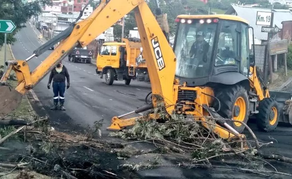 Secretaría de Seguridad de Quito ha retirado 1.160 metros cúbicos de escombros durante el paro