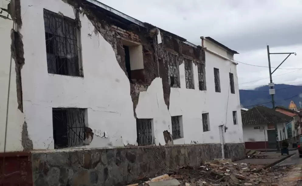 Un fuerte sismo en Carchi deja daos en viviendas; movimiento fue sentido en seis provincias