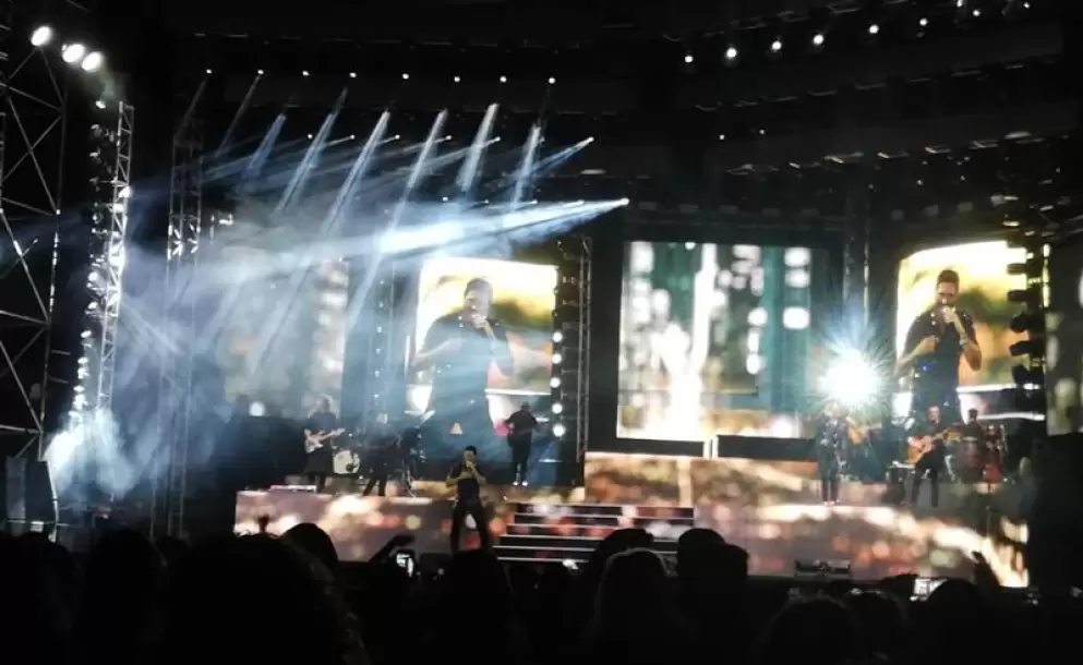 Chayanne ser reconocido en los Premios Billboard como un cono de la balada romntica