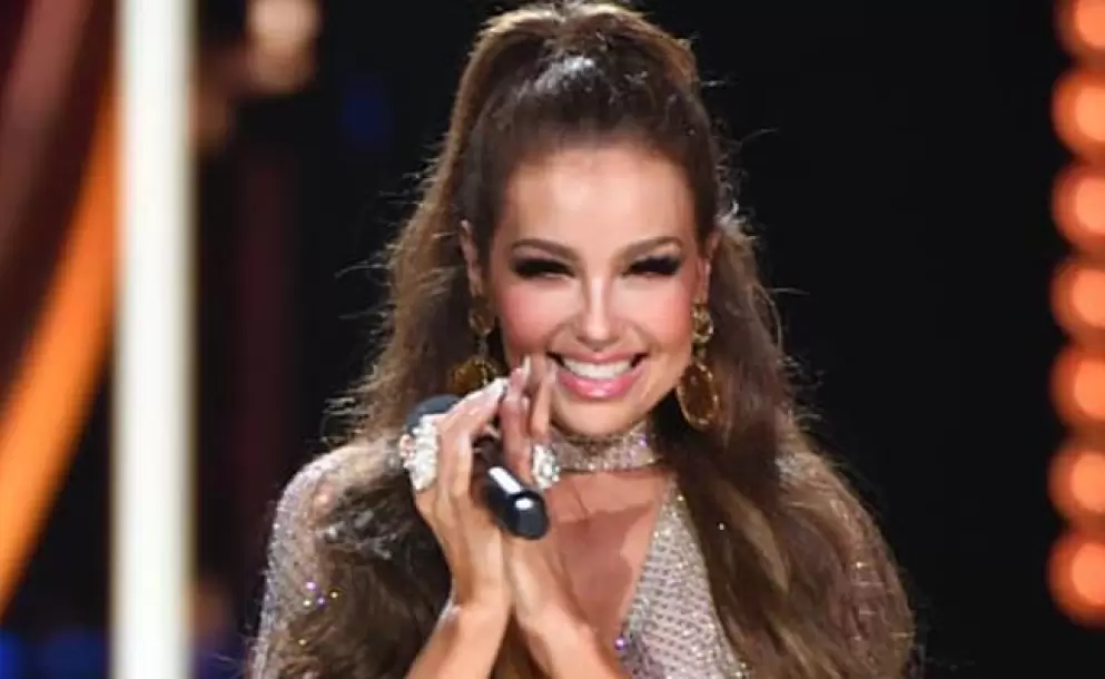 ¡Costeñita soy! Thalía revive el look que vestía en 'Marimar' hace 28 años