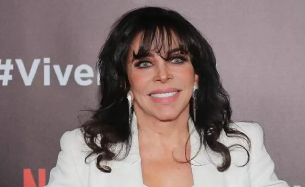 Vernica Castro protegi a su Gallito feliz ante la ola de crticas por sus cambios de imagen