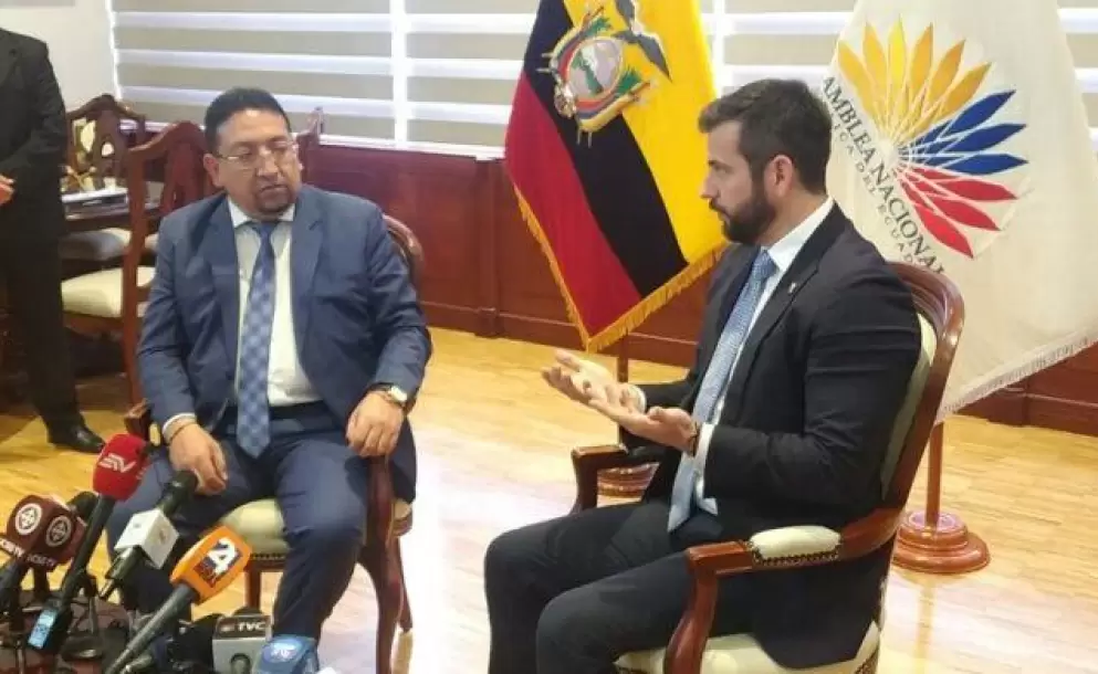 “Depender de los ingresos petroleros es una bomba de tiempo” según experto económico