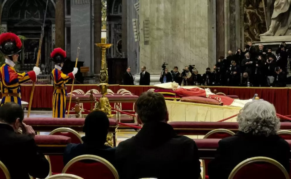 Benedicto XVI ser enterrado en la antigua tumba de Juan Pablo II