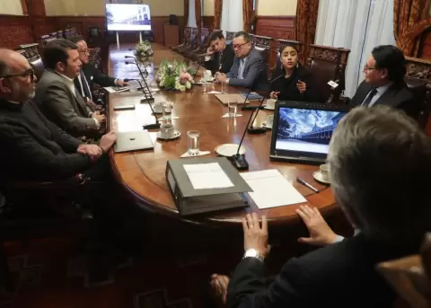 Gobierno y Frente Parlamentario Anticorrupcin conformarn mesa tcnica para analizar la modificacin a la tabla de consumo de drogas