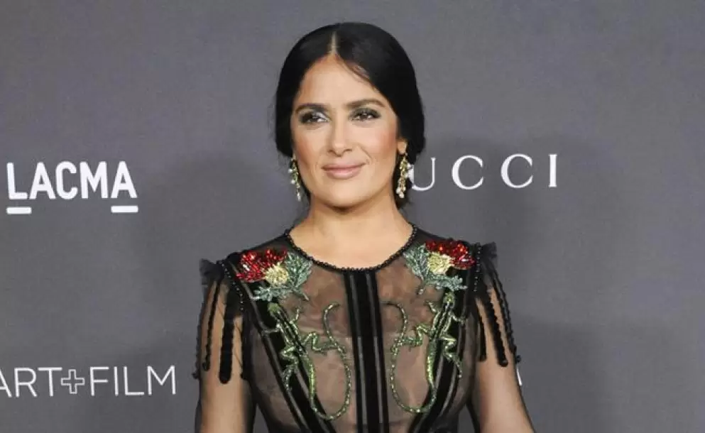 Salma Hayek baila con Cruz Beckham en una boda