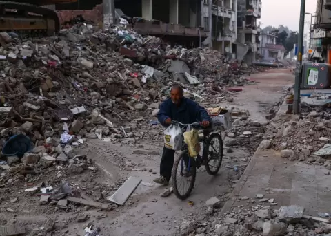 Ms de 39 mil muertes es el saldo que deja el terremoto de 7.8 grados en Siria y Turqua
