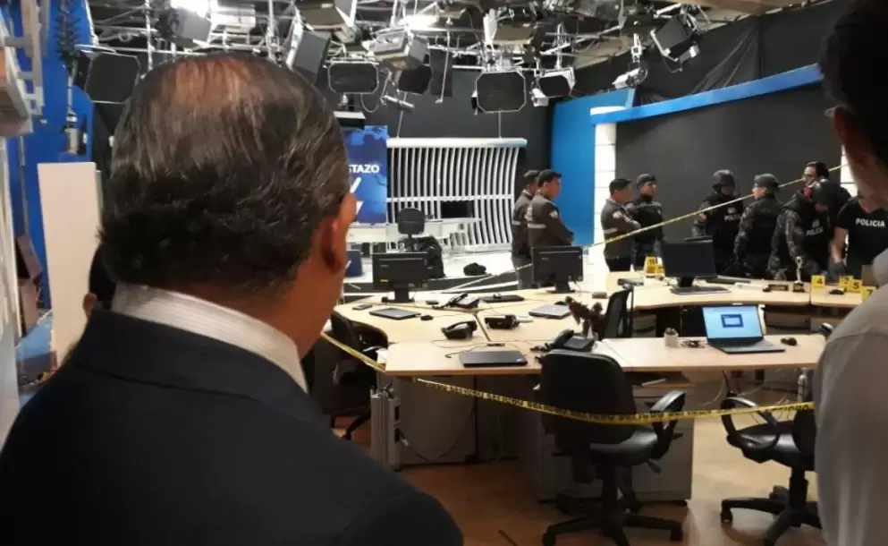 Artefactos explosivos enviados a medios de comunicación salieron desde Los Ríos, confirmó el ministro Zapata