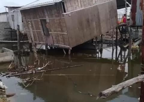 FENACOPEC pide ayuda a 300 familias de las comunidades pesqueras, afectadas por el terremoto de 6,5 grados