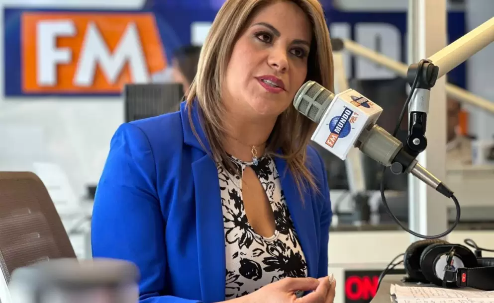 Linda Romero: "Es momento de gestar nuevos movimientos polticos" y afirma no tener cercana con el corresmo