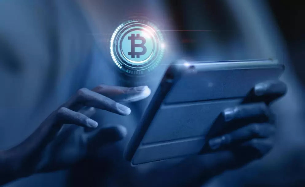 Superintendente de Compaas minimiza alerta de la Superintendencia de Bancos sobre el uso de criptoactivos y reconoce Ley de Quiebras