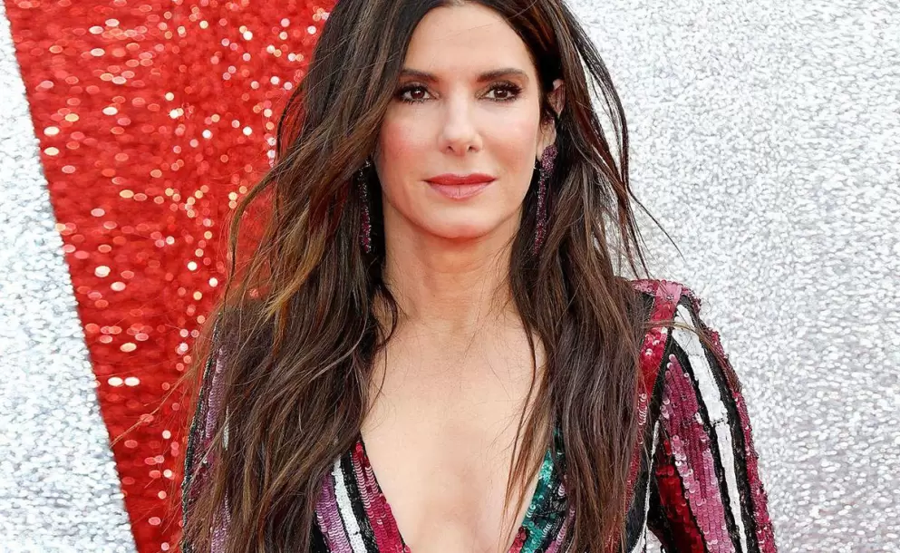 Sandra Bullock prestar homenaje a su pareja Bryan Randall