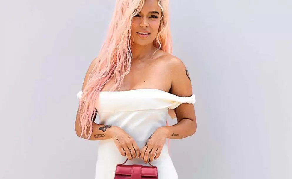 Karol G estrena 10 temas; destaca colaboración con Peso Pluma