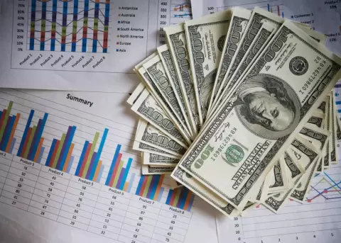 El pr�ximo Gobierno deber� buscar financiamiento de los multilaterales o bonos de deuda externa, seg�n exministro de Econom�a