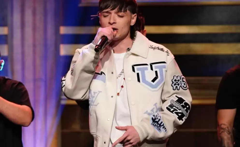 "Ella Baila Sola" de Peso Pluma y Eslabón Armado es la canción del año según Rolling Stone