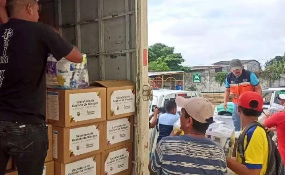 400 personas y 110 casas afectadas dejan los desbordamientos de ros en Muisne, segn balance de Servicio de Riesgos