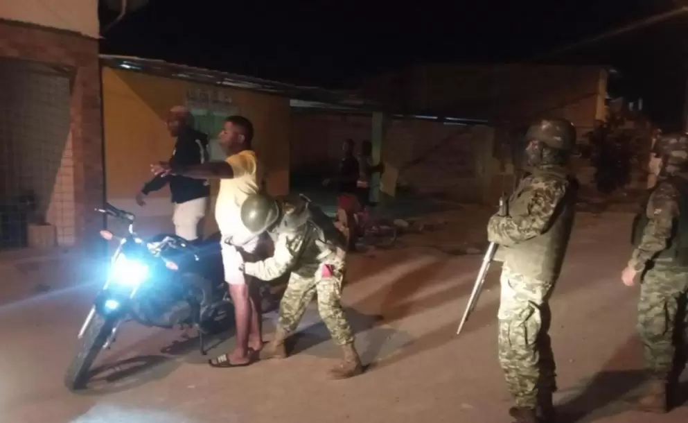 Exgenerales del Ejército afirman que existe “improvisación y populismo” en materia de seguridad